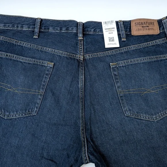 Levi's Signature Relaxed Fit Jeans 40*30 - Picture 2 of 5